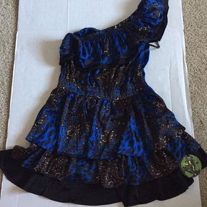 Forever 21 large one shoulder ruffle dress